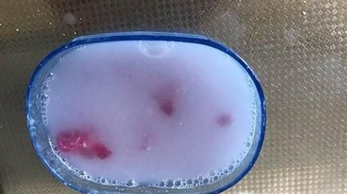 怎样去除白衬衫上的墨水