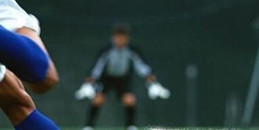 如何选购足球？足球什么牌子好？