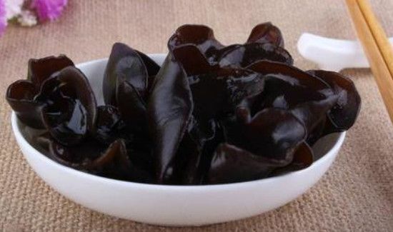 新鲜木耳泡多久就不能吃了