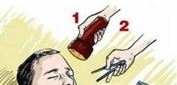 食物卡住喉咙的急救方法