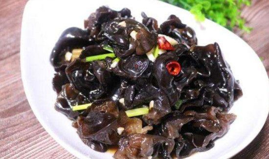 泡椒木耳泡多久就不能吃了