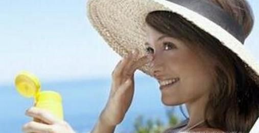 脸上长黑色素怎么办