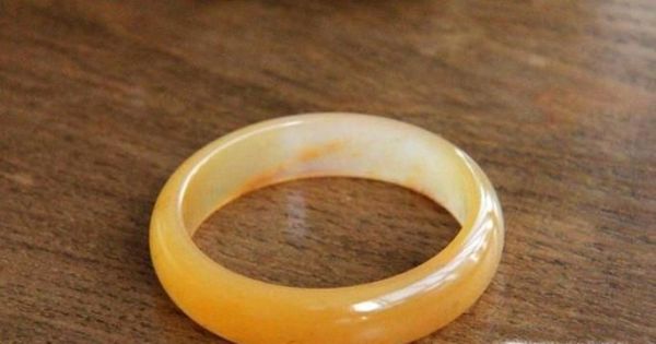 金丝玉手镯鉴别方法