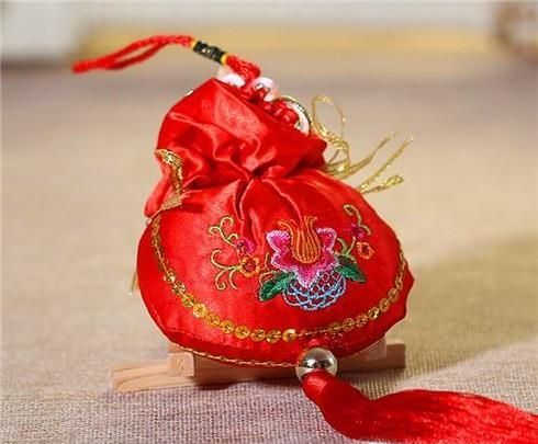 我教你如何用宝宝的胎发做纪念品