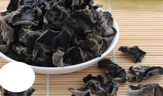 正确泡木耳方法