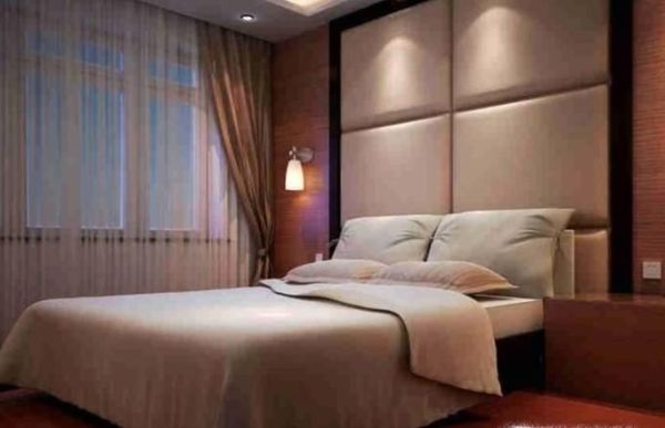 酒店铺床单的方法