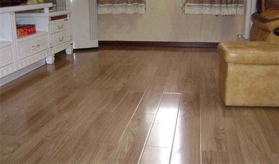 强化地板泡水怎么补救