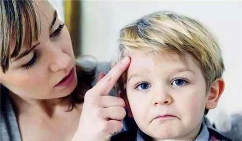 一孩子因磕到后脑而丧命！磕到头后该怎么处理？