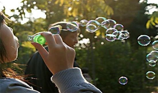 儿童吹泡泡水简单配方