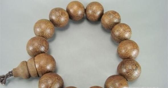 一字之差，天壤之别：沉香与沉香木