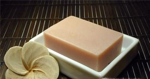 怎么使硬毛巾变得柔软？