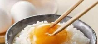 吃生鸡蛋的好处和坏处