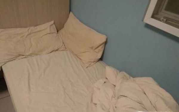 枕套发黄了怎么办