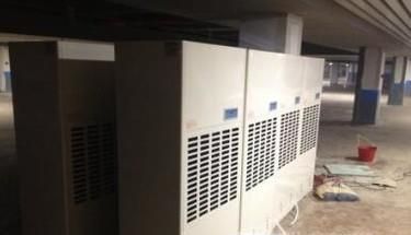 房间太潮了怎么办