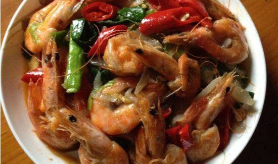 基围虾可以和什么一起炒着吃