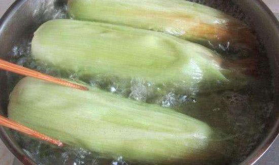 煮玉米应该用冷水还是热水