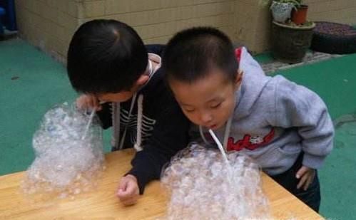 如何制作好用的泡泡水