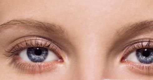 滴眼药水的注意点和技巧