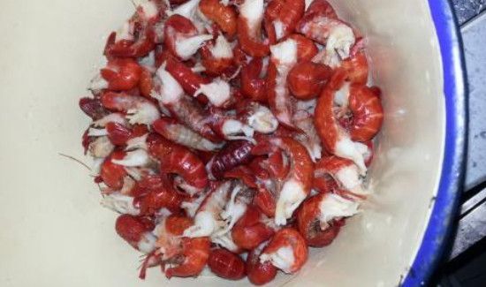 龙虾尾怎么保存到冬天