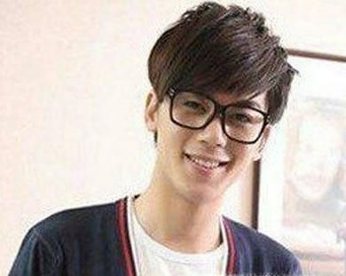 长脸男生适合什么眼镜