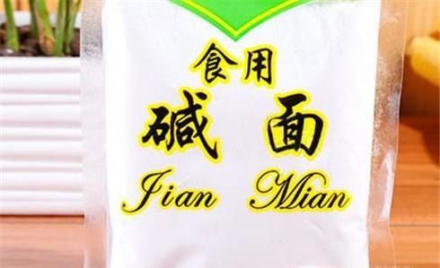 巧除杀鱼时鱼胆破了的苦味