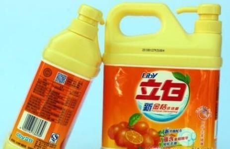 杯子应该用什么办法洗才干净？