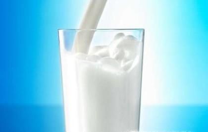 晚上喝什么水最好？