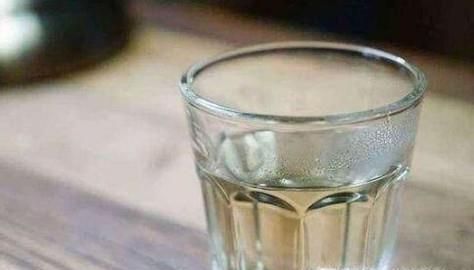 晚上喝什么水最好？