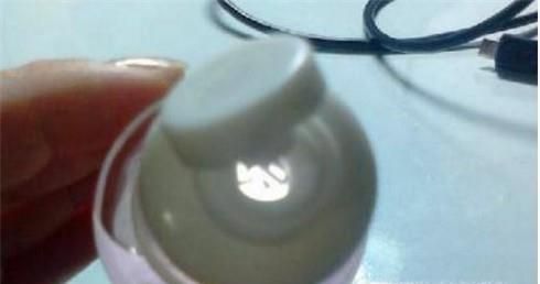 染发剂弄到指甲上怎么洗掉