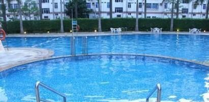 游泳池水对人有害吗