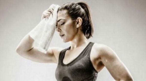 夏天运动出汗的好处