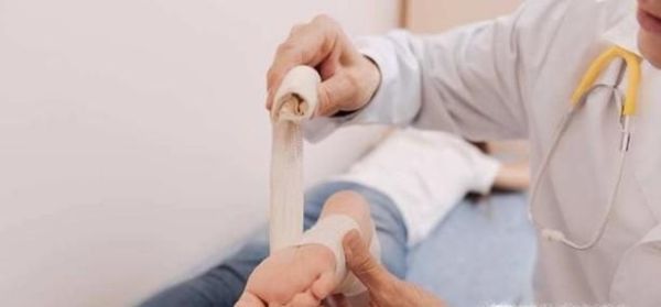 身体酸麻胀痛疼痒意味着什么？