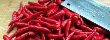 切完辣椒之后，手特别辣应该怎么办？