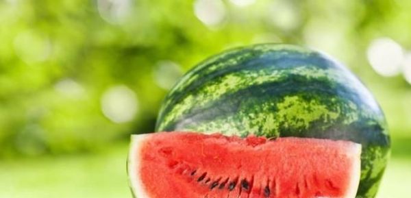 什么月份该吃什么水果？