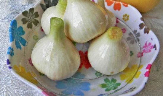 干蒜可以泡糖醋蒜吗