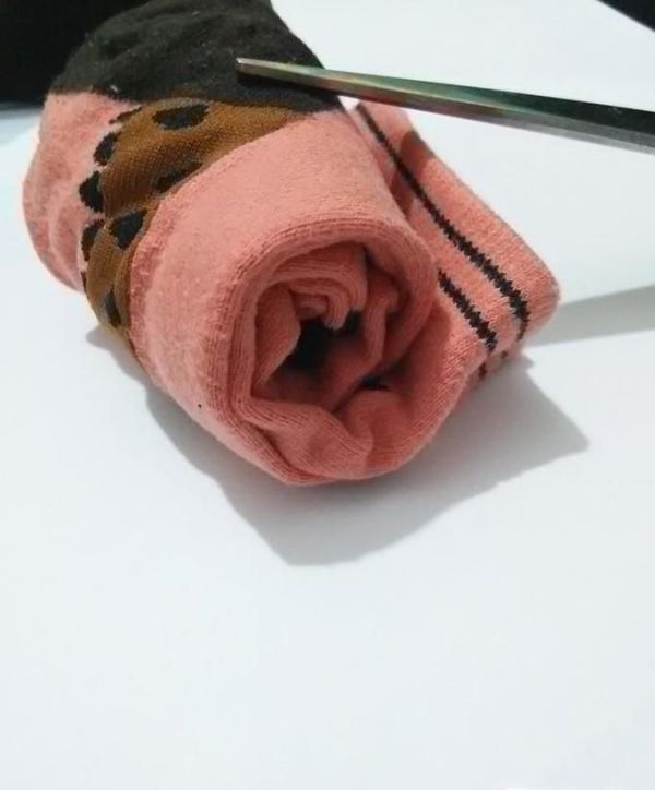 袜子怎么折叠 如何收纳袜子 叠袜子的方法