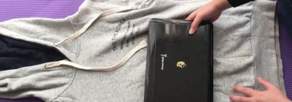 笔记本放行李箱技巧