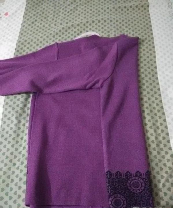 教你怎样叠长袖