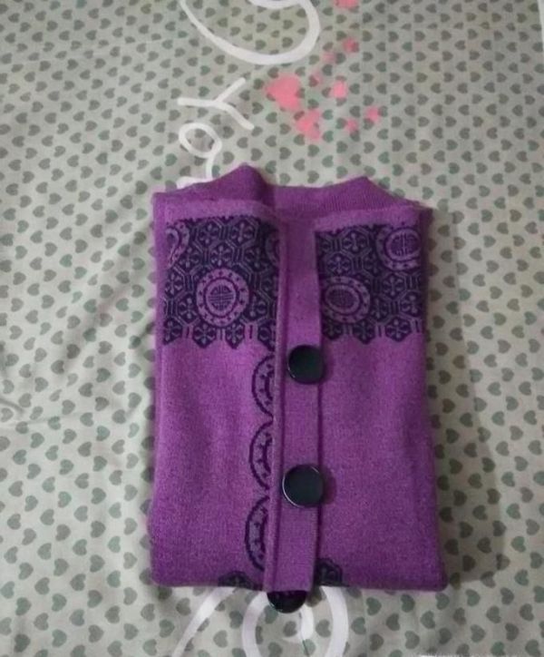 教你怎样叠长袖