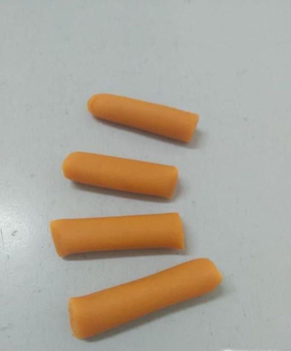 怎么做芭比娃娃的书桌