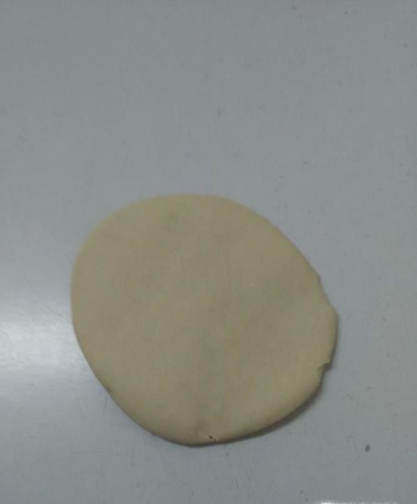 面食小动物之小鱼的做法