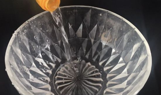 杨梅污渍怎么洗干净
