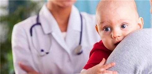 小孩头上爱出汗是怎么回事