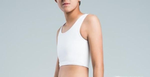 青春期女孩子束腰束胸的危害。