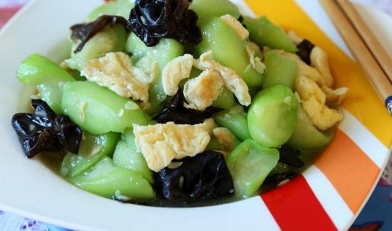 丝瓜和鸡蛋能一起吃吗