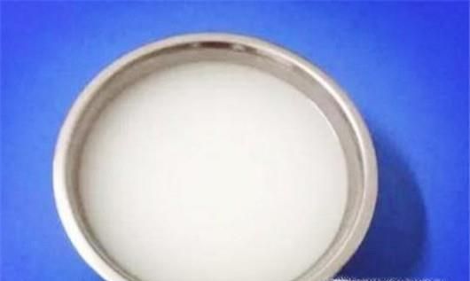 怎样让衣服上的霉斑霉渍消失