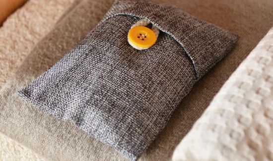 阴雨天床上潮湿怎么办