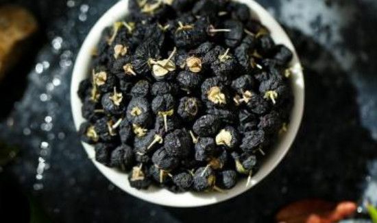 黑枸杞泡酒的禁忌