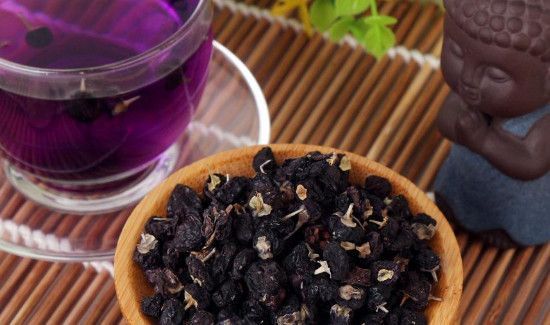 黑枸杞泡酒的禁忌