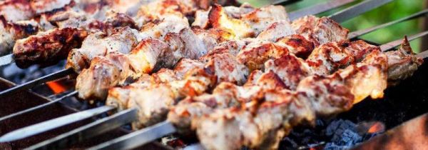 烧烤猪肉串的腌制方法